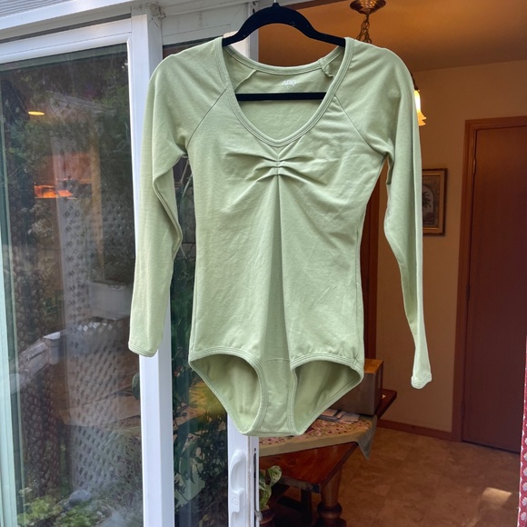 Arq Paloma Bodysuit in Pistachio - Picture 10 of 12